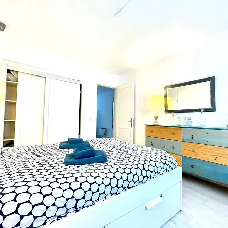 Cozy With Wifi And Terrace Near Los Charcos Beach *